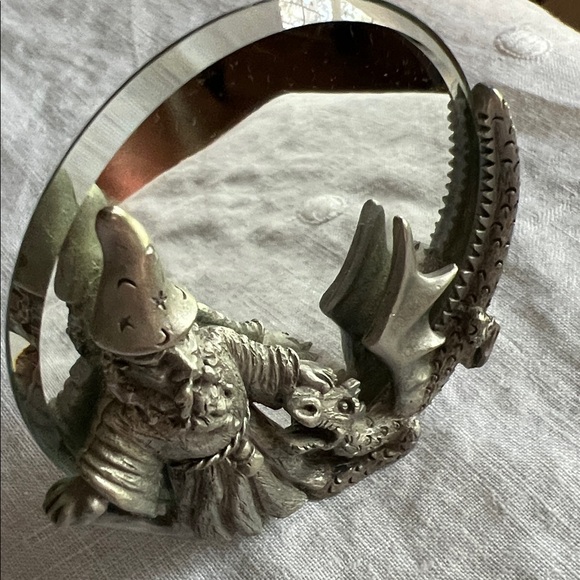 Vintage Pewter Spoontiques 7397 Wizard and Dragon Mirror Decor. - Picture 5 of 6